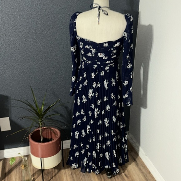 Self Portrait Pansy Print Chiffon Cut Out Midi Dress - Picture 6 of 8